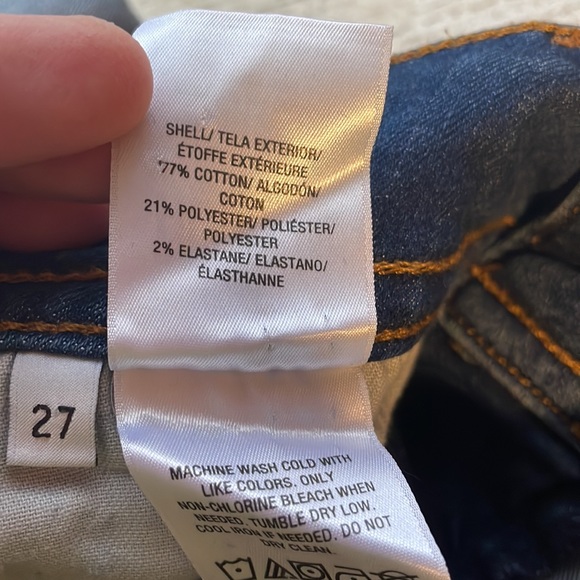 Hudson distressed Ruby short, size 27 - Picture 7 of 8